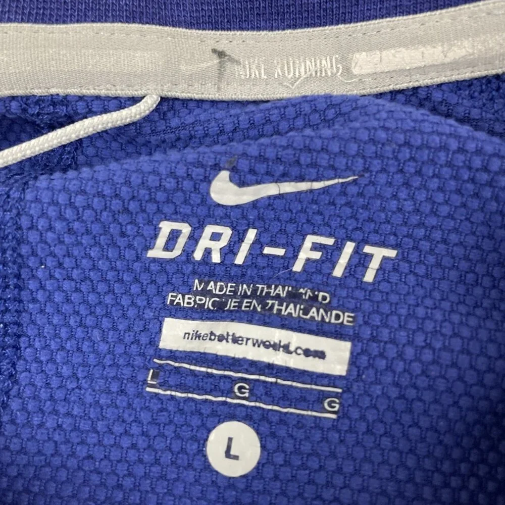 Nike Running Dri-Fit T-Shirt Men’s L Long Sleeve Thumbholes Active V-Stitched